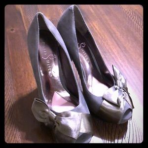 Paris Hilton Destiny- Grey Suede peep toe heels!